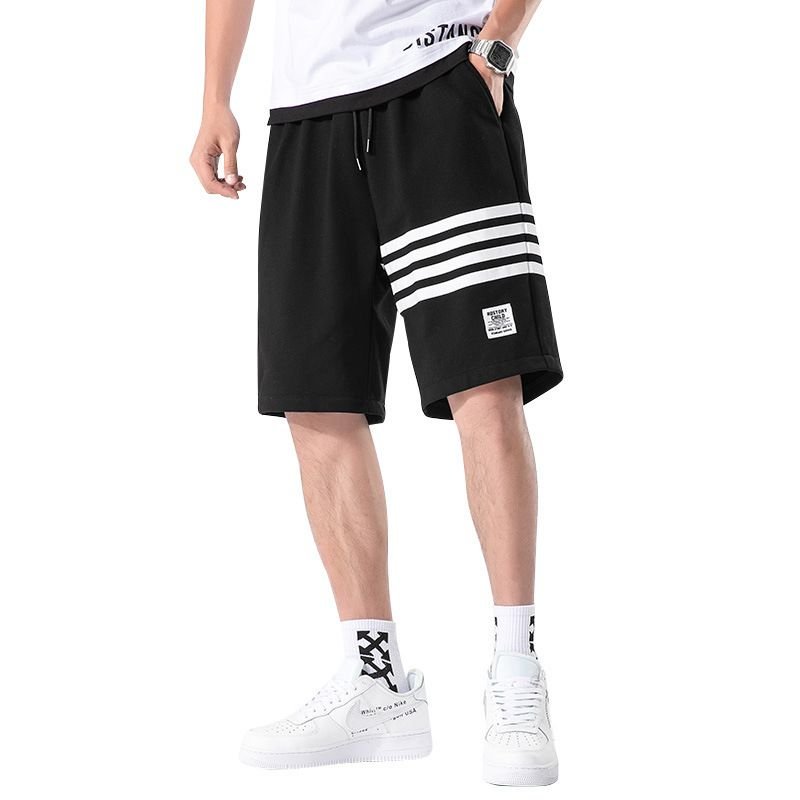 Men Casual Striped Print Tethered Mid Waist Loose Shorts