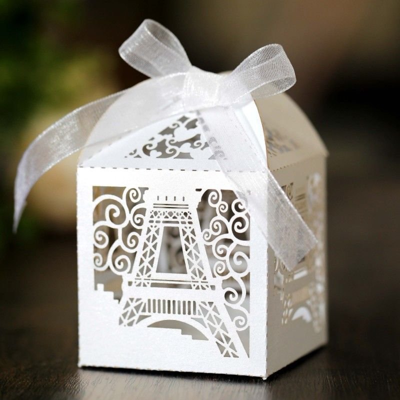 Simple Creative Hollow Eiffel Tower Wedding Candy Packaging Box