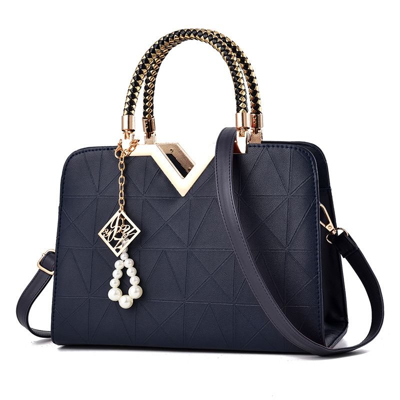 Women Fashion Rhombic Metal Pendant Large Capacity Handle Bag