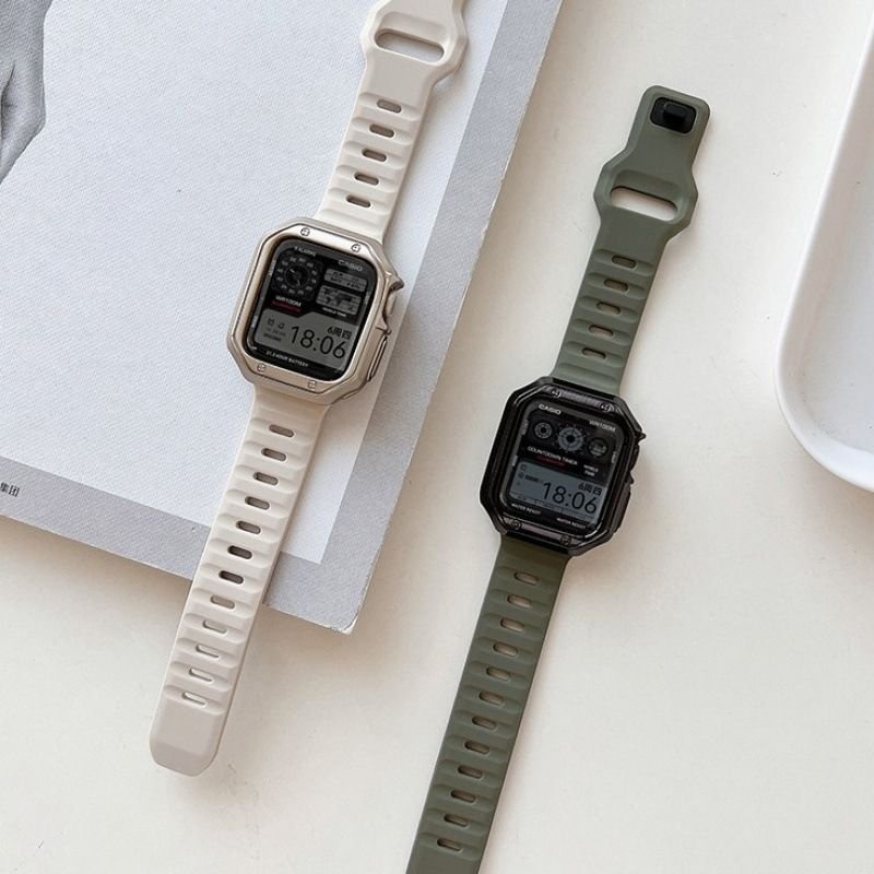 Simple Liquid Sports Silicone Apple Strap