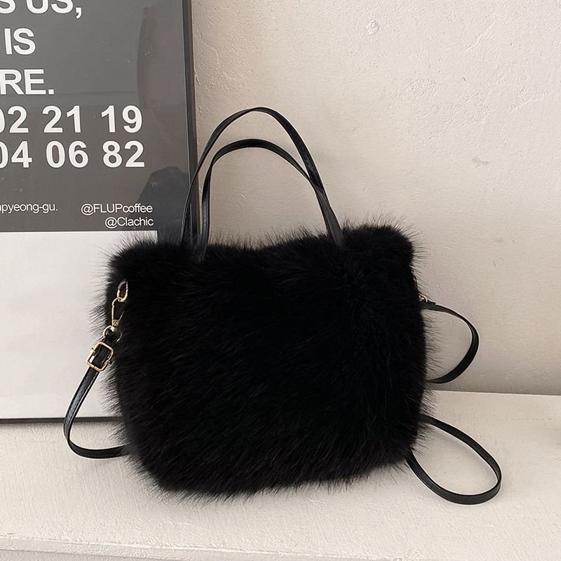 Autumn Winter Women Simple Solid Color Plush Handle Shoulder Bag